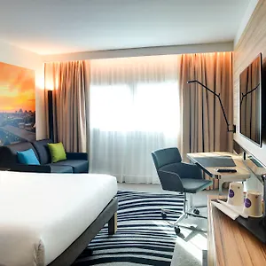 Novotel 14 Porte D'orléans Parigi